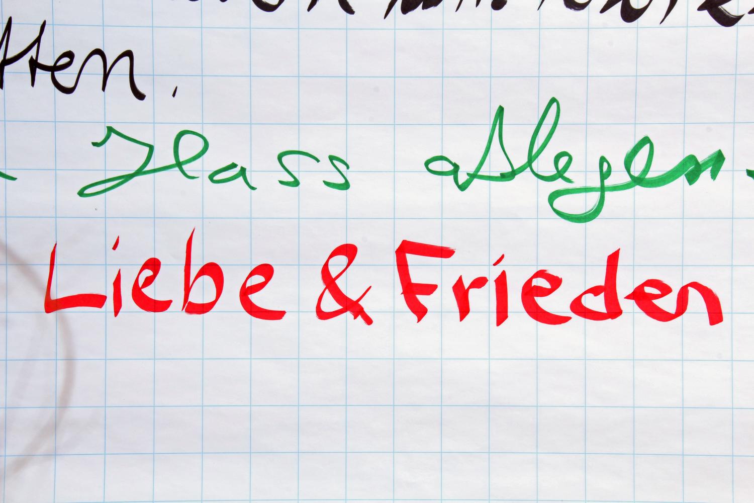3239_liebe_und_frieden_by_peter_weidemann_pfarrbriefservice